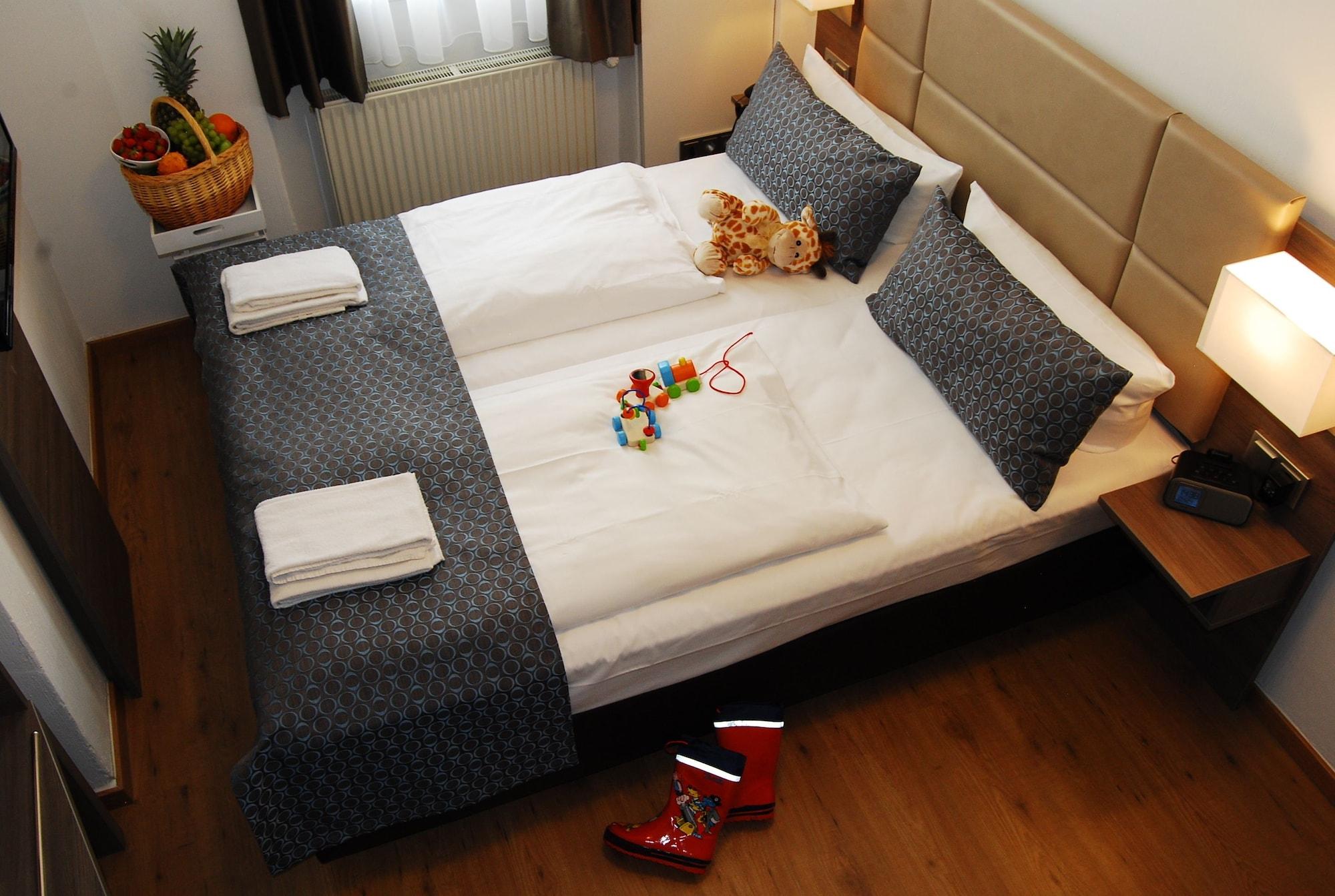 Hotel Dom Am Roemerbrunnen Colónia